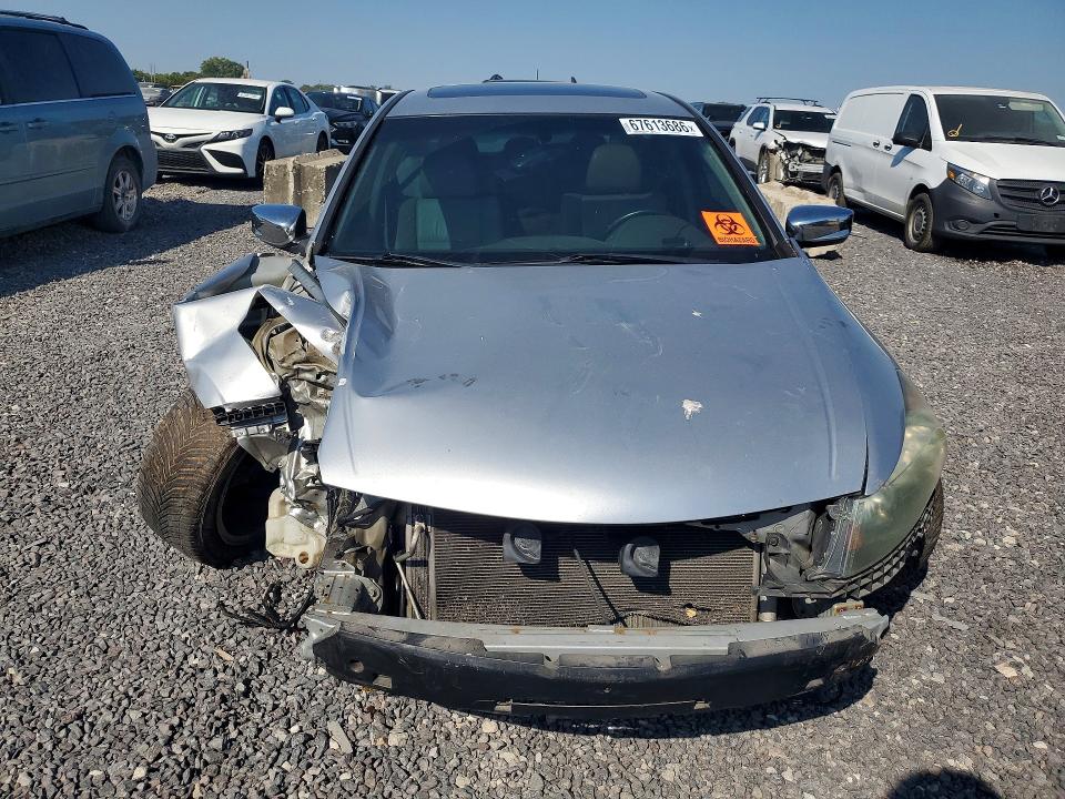 2010 Honda Accord მანქანა იყიდება აუქციონზე, vin: 1HGCP3F80AA003646, აუქციონის ნომერი: 67613686