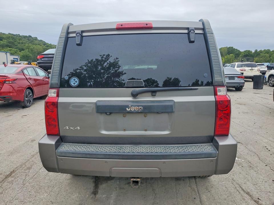 2008 Jeep Commander მანქანა იყიდება აუქციონზე, vin: 1J8HG48K58C128393, აუქციონის ნომერი: 69189916