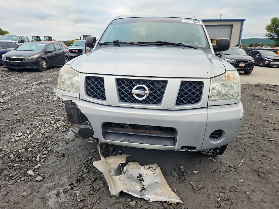 2004 Nissan Titan მანქანა იყიდება აუქციონზე, vin: 1N6AA07B14N537541, აუქციონის ნომერი: 70287906