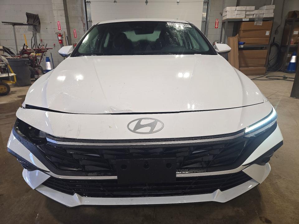 69538016 :رقم المزاد ، KMHLM4DG1TU198161 vin ، 2026 Hyundai Elantra مزاد بيع