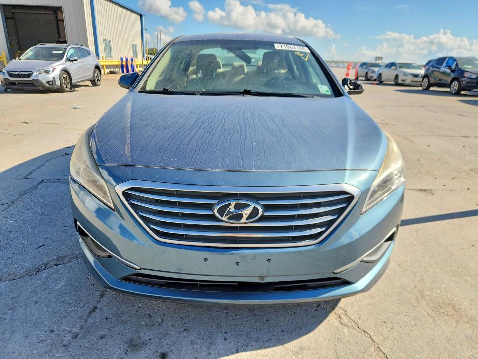 2017 Hyundai Sonata მანქანა იყიდება აუქციონზე, vin: 5NPE24AF1HH488030, აუქციონის ნომერი: 71063156