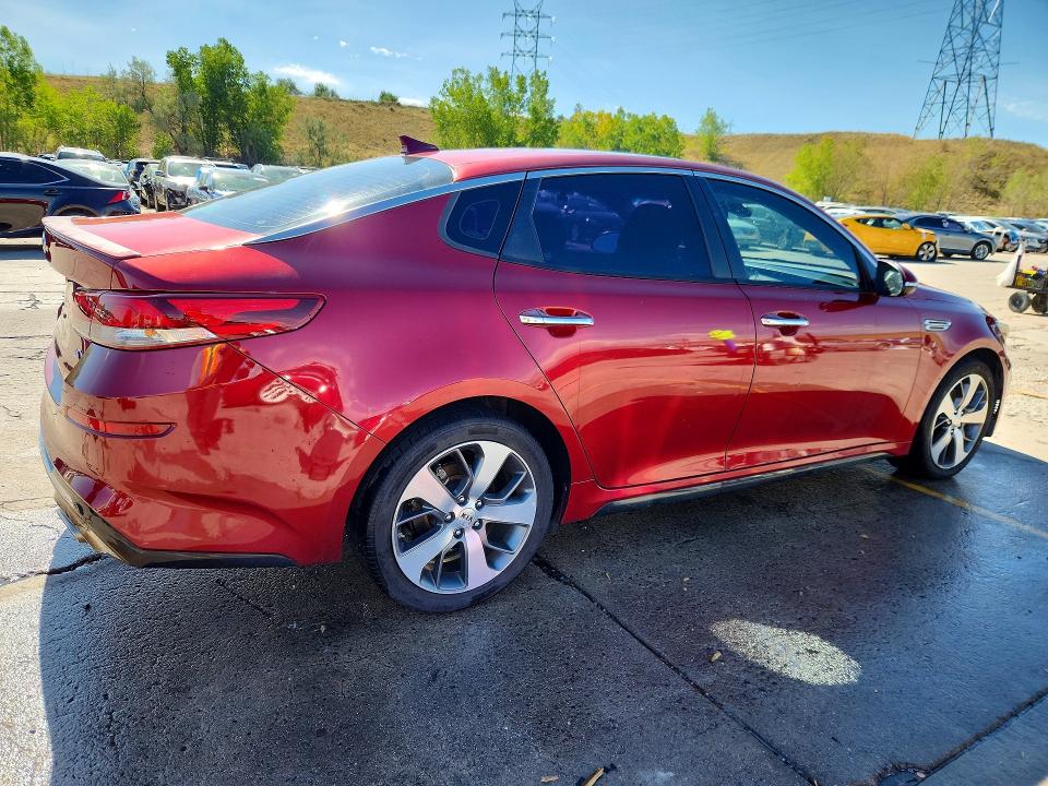 67206106 :رقم المزاد ، 5XXGT4L34KG372834 vin ، 2019 Kia Optima مزاد بيع