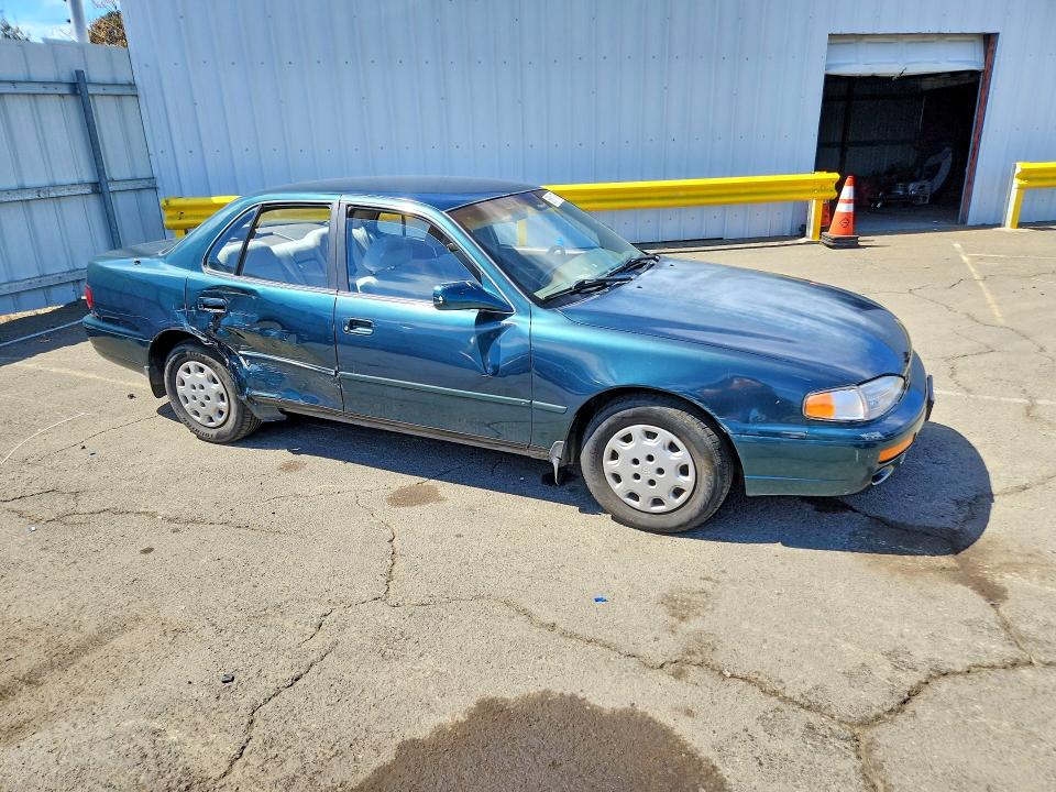 68611756 :رقم المزاد ، JT2BG12K3T0413858 vin ، 1996 Toyota Camry مزاد بيع