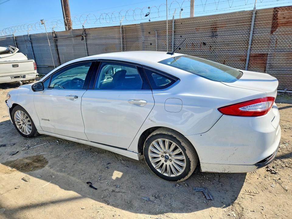 Продаж на аукціоні авто 2015 Ford Fusion, vin: 3FA6P0LUXFR228459, номер лоту: 68669196