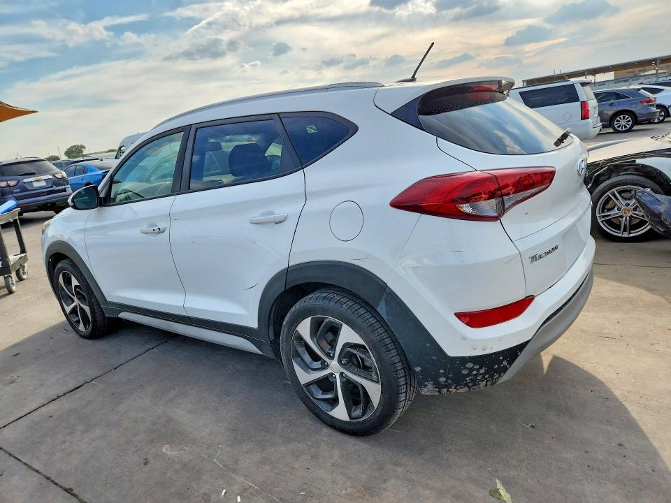 Продажа на аукционе авто 2017 Hyundai Tucson, vin: KM8J33A24HU449288, номер лота: 70420376