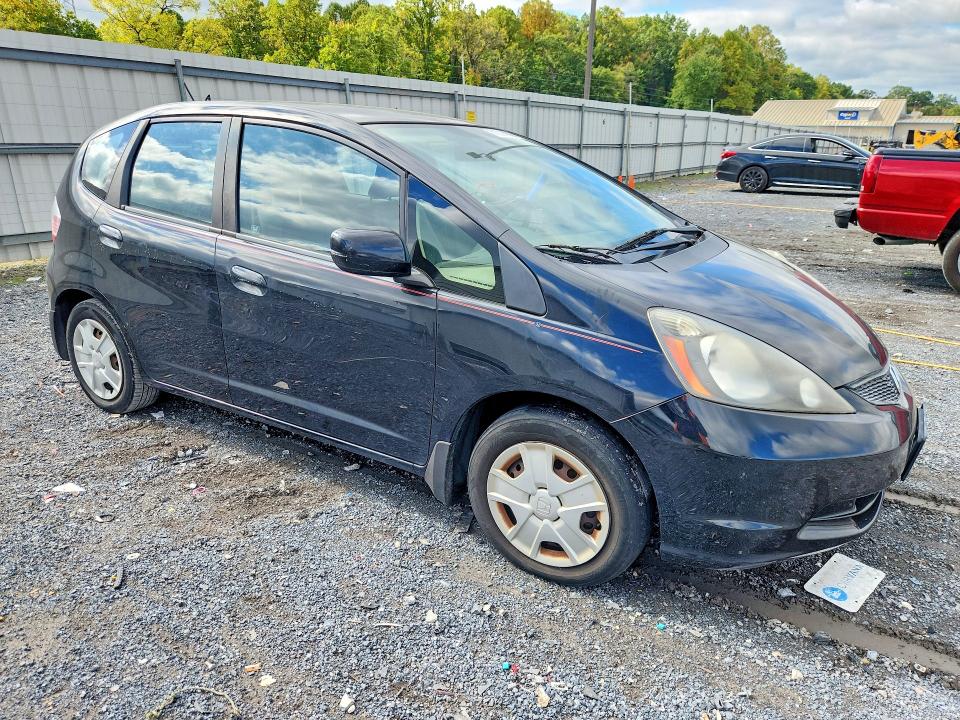 Продажа на аукционе авто 2013 Honda Fit, vin: JHMGE8H31DC025568, номер лота: 71000976