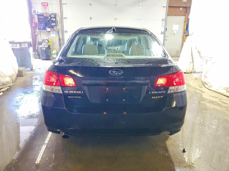 68980596 :رقم المزاد ، 4S3BMBK65B3216339 vin ، 2011 Subaru Legacy مزاد بيع