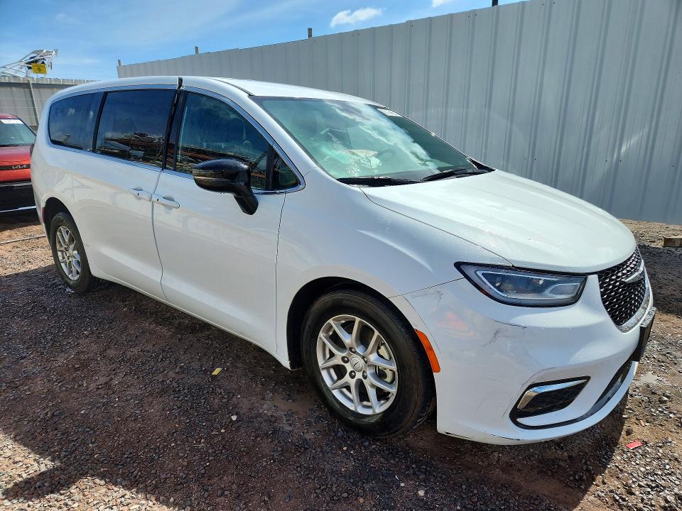 Продажа на аукционе авто 2026 Chrysler Pacifica, vin: 2C4RC1BG2TR182924, номер лота: 70002236