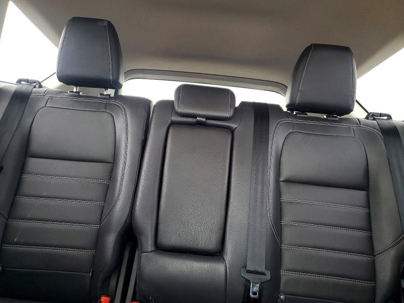 69912316 :رقم المزاد ، 1FMCU0HD5JUD37505 vin ، 2018 Ford Escape مزاد بيع
