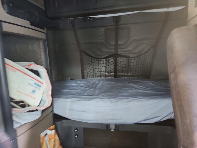 Продаж на аукціоні авто 2013 Freightliner Cascadia, vin: 1FUJGLDR5DLBY7729, номер лоту: 66584256