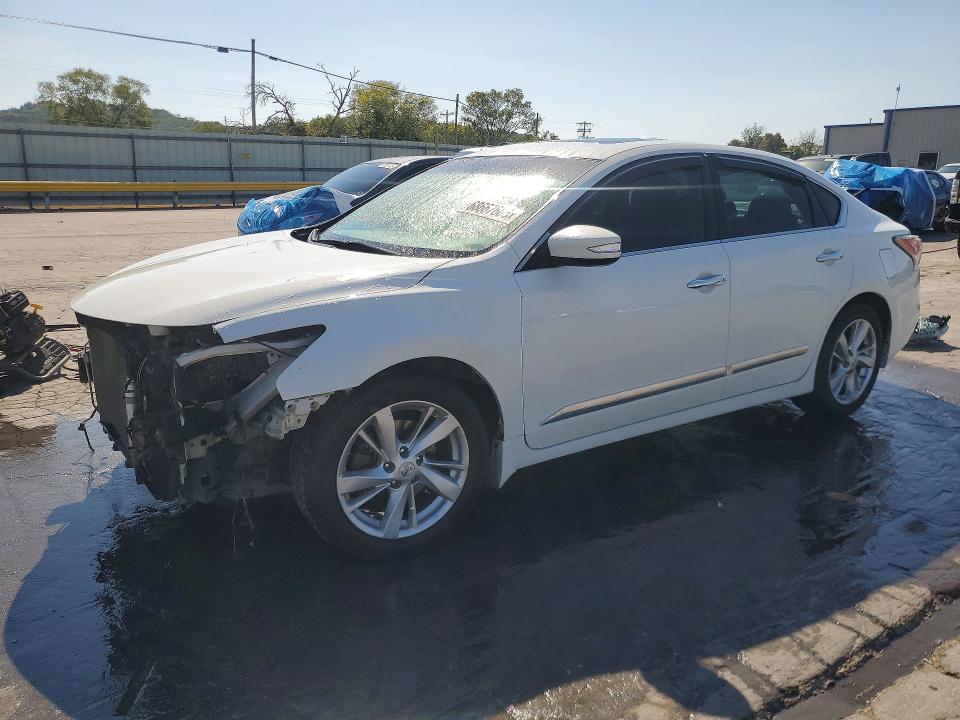2015 Nissan Altima მანქანა იყიდება აუქციონზე, vin: 1N4AL3AP0FC249436, აუქციონის ნომერი: 68667606