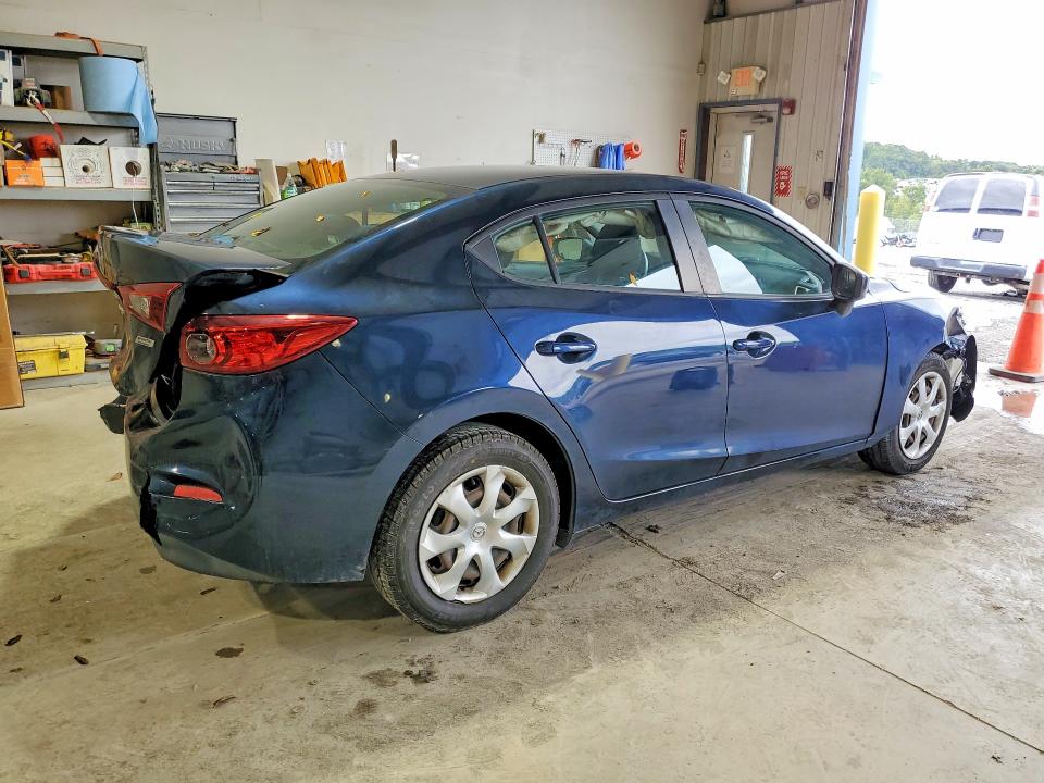 Auction sale of the 2018 Mazda 3, vin: 3MZBN1U71JM162996, lot number: 69418396