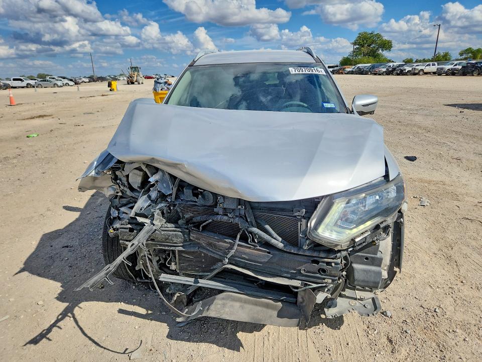 2019 Nissan Rogue მანქანა იყიდება აუქციონზე, vin: 5N1AT2MT5KC704896, აუქციონის ნომერი: 70970916