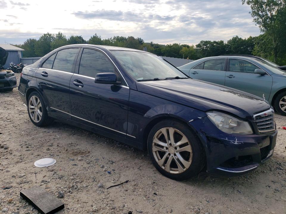 68252976 :رقم المزاد ، WDDGF8BB0CR229231 vin ، 2012 Mercedes-benz C مزاد بيع