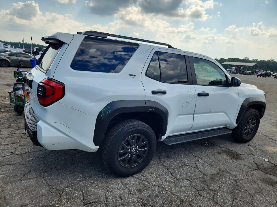 68915936 :رقم المزاد ، JTEVA5BR0S5063502 vin ، 2025 Toyota 4 Runner Sr5 مزاد بيع