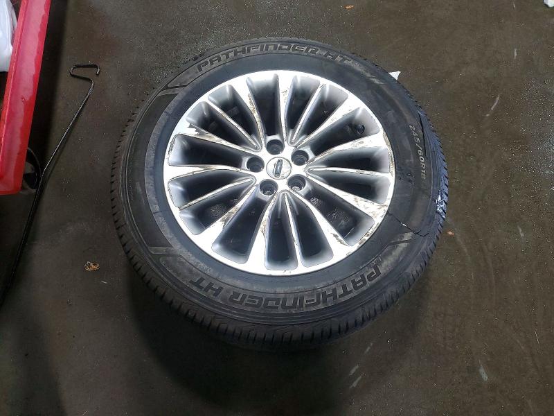 Продажа на аукционе авто 2016 Lincoln Mkx, vin: 2LMTJ8KR4GBL27708, номер лота: 69129796