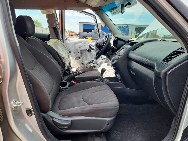 68537836 :رقم المزاد ، KNDJT2A13B7303203 vin ، 2011 Kia Soul مزاد بيع