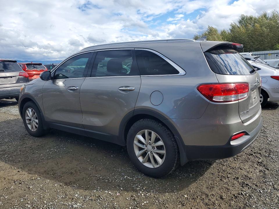 2017 Kia Sorento მანქანა იყიდება აუქციონზე, vin: 5XYPG4A3XHG214445, აუქციონის ნომერი: 70699876