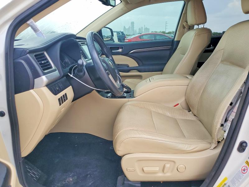 2015 Toyota Highlander მანქანა იყიდება აუქციონზე, vin: 5TDYKRFH8FS108063, აუქციონის ნომერი: 68884606