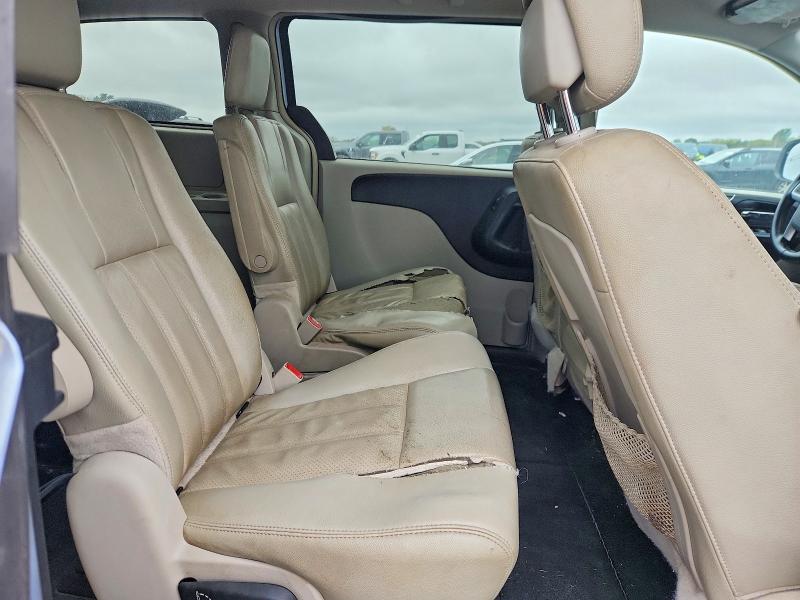 69941636 :رقم المزاد ، 2C4RC1BG7CR327715 vin ، 2012 Chrysler Town & Country مزاد بيع