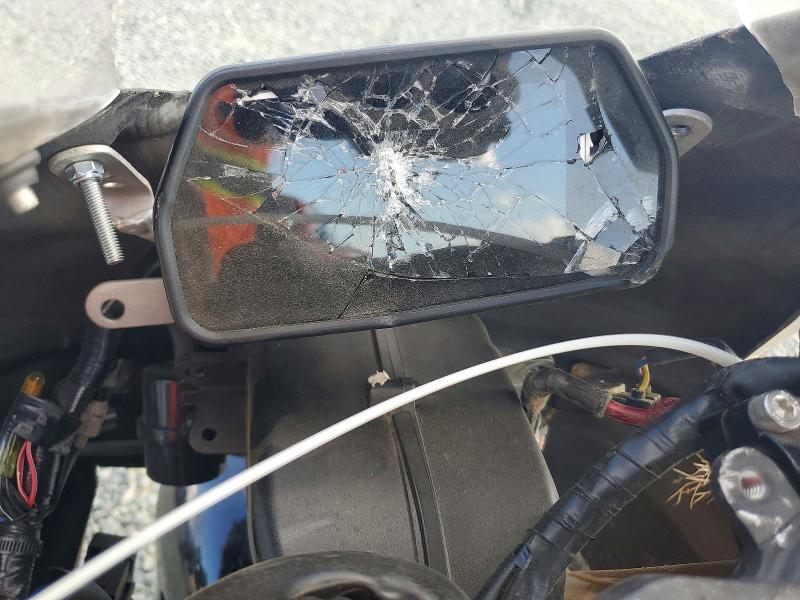 68633406 :رقم المزاد ، JYARN66E2LA000560 vin ، 2020 Yamaha Yzfr1 مزاد بيع