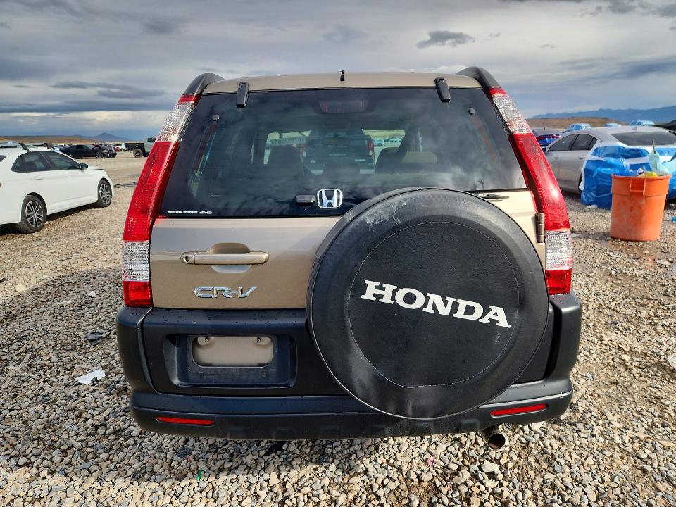 67682356 :رقم المزاد ، JHLRD78895C020643 vin ، 2005 Honda Cr-v مزاد بيع