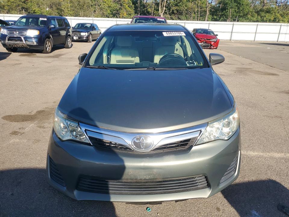 69853786 :رقم المزاد ، 4T4BF1FK6ER378878 vin ، 2014 Toyota Camry مزاد بيع