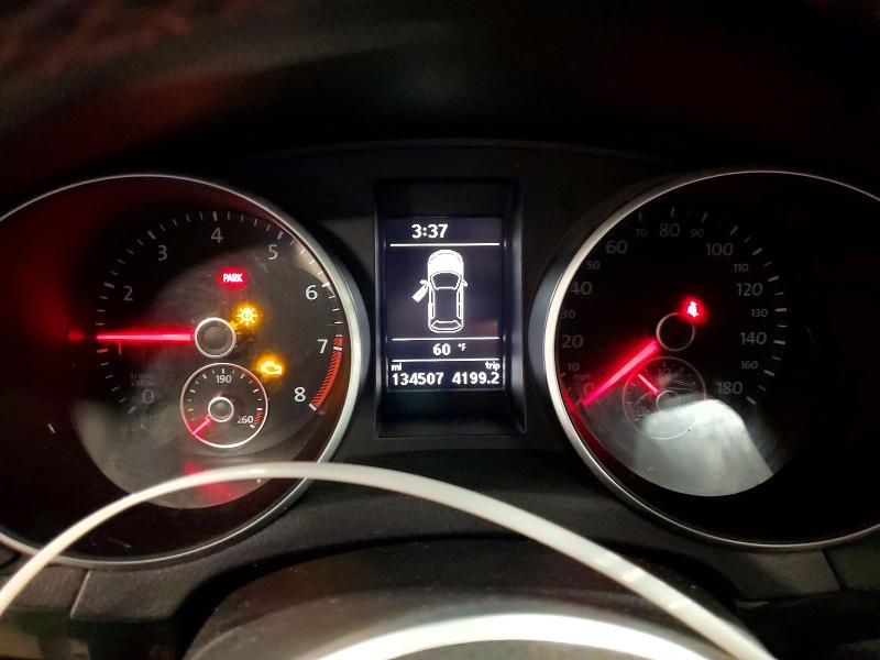 2013 Volkswagen Gti მანქანა იყიდება აუქციონზე, vin: WVWGD7AJ2DW023866, აუქციონის ნომერი: 69044856