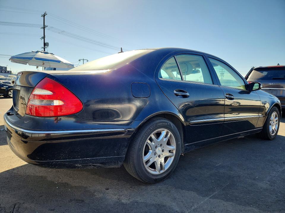 Продаж на аукціоні авто 2005 Mercedes-benz E, vin: WDBUF65J15A702171, номер лоту: 67221906