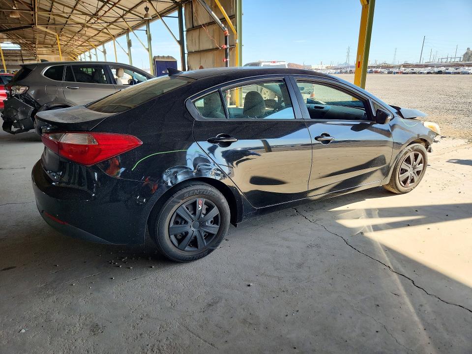 2015 Kia Forte მანქანა იყიდება აუქციონზე, vin: KNAFX4A64F5313433, აუქციონის ნომერი: 68392476