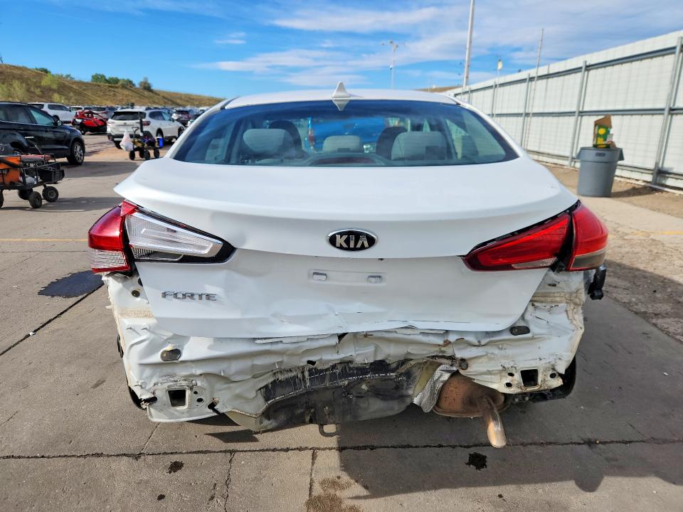 Auction sale of the 2018 Kia Forte, vin: 3KPFL4A73JE164663, lot number: 68112036