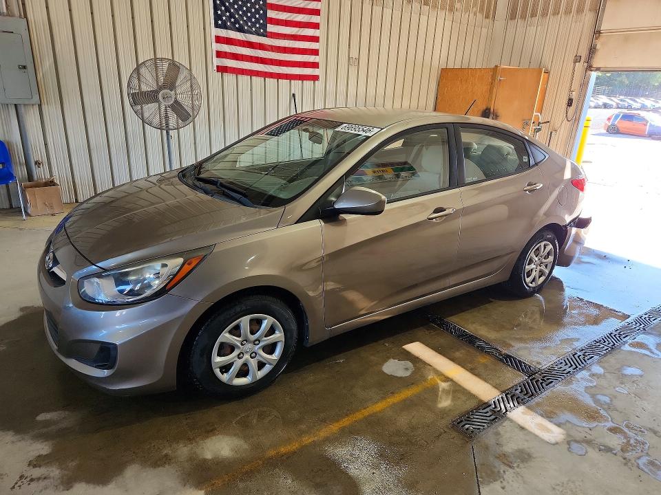 Auction sale of the 2013 Hyundai Accent, vin: KMHCT4AE8DU279519, lot number: 69695546
