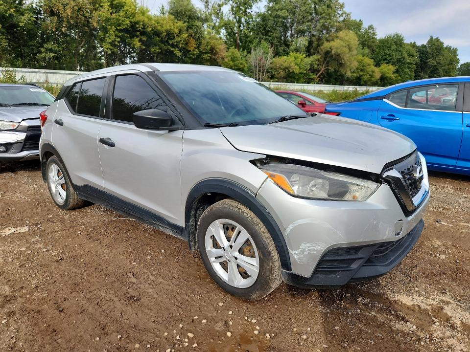 69803286 :رقم المزاد ، 3N1CP5BV5LL527525 vin ، 2020 Nissan Kicks مزاد بيع