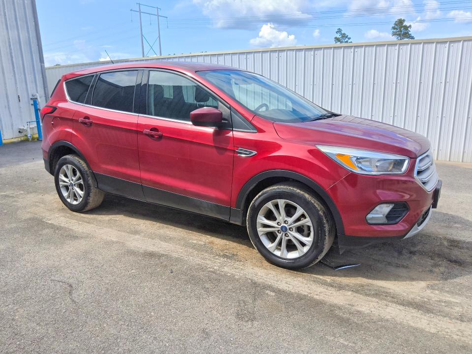 2019 Ford Escape მანქანა იყიდება აუქციონზე, vin: 1FMCU0GD5KUB34651, აუქციონის ნომერი: 67002316