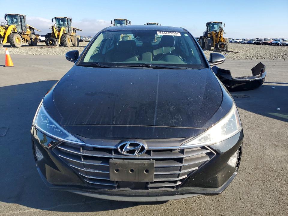 Auction sale of the 2019 Hyundai Elantra, vin: 5NPD84LF2KH484132, lot number: 68650906