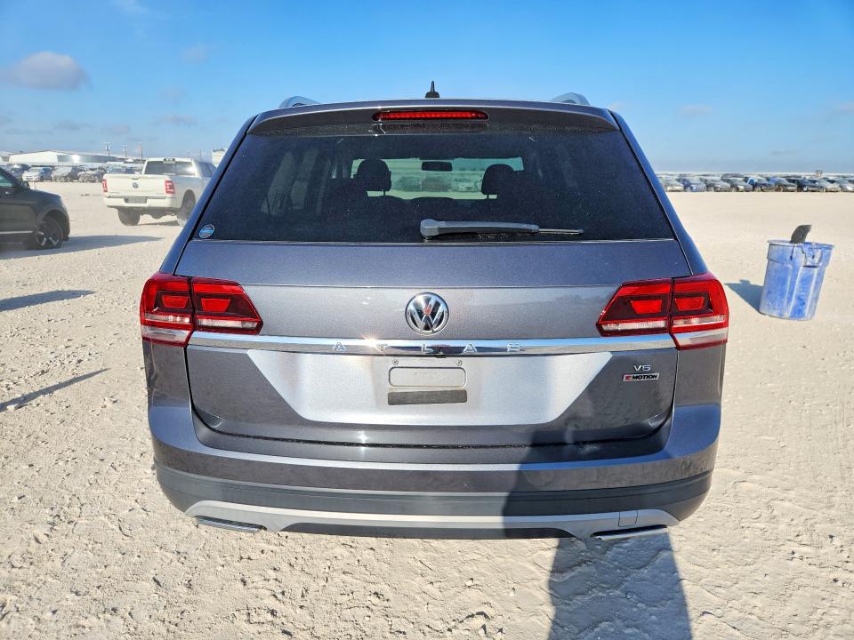 Продаж на аукціоні авто 2018 Volkswagen Atlas, vin: 1V2HR2CA0JC512607, номер лоту: 68507256
