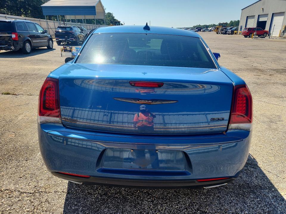 Продаж на аукціоні авто 2022 Chrysler 300, vin: 2C3CCAAG7NH139488, номер лоту: 69819056