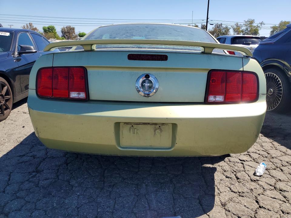 Продаж на аукціоні авто 2006 Ford Mustang, vin: 1ZVHT80NX65174963, номер лоту: 68053026