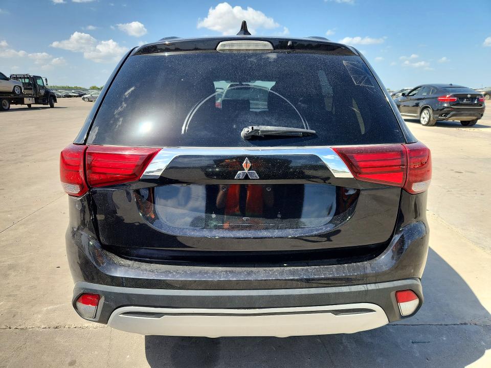 68917946 :رقم المزاد ، JA4AD2A37LZ005154 vin ، 2020 Mitsubishi Outlander مزاد بيع