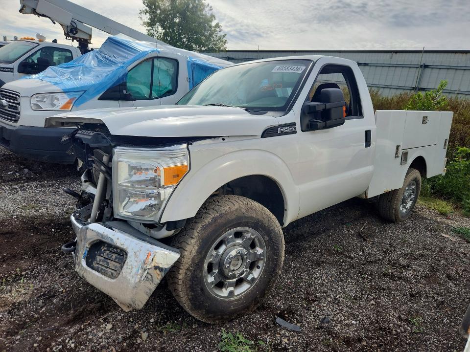 68583436 :رقم المزاد ، 1FDBF2B6XFEB26409 vin ، 2015 Ford F250 مزاد بيع