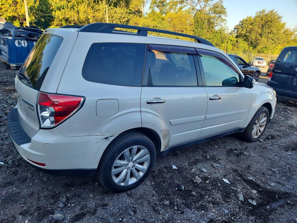 68810086 :رقم المزاد ، JF2SHAFC4BH745638 vin ، 2011 Subaru Forester مزاد بيع