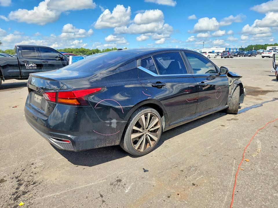 69434976 :رقم المزاد ، 1N4BL4CV8KN320564 vin ، 2019 Nissan Altima مزاد بيع