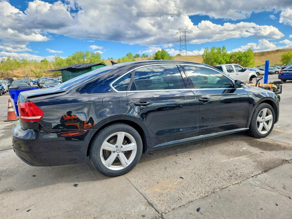 Продажа на аукционе авто 2015 Volkswagen Passat, vin: 1VWAT7A32FC111621, номер лота: 67538186