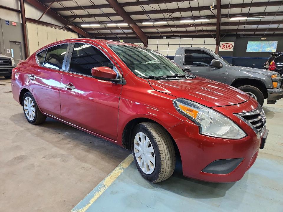 2018 Nissan Versa მანქანა იყიდება აუქციონზე, vin: 3N1CN7AP6JL877263, აუქციონის ნომერი: 71029296