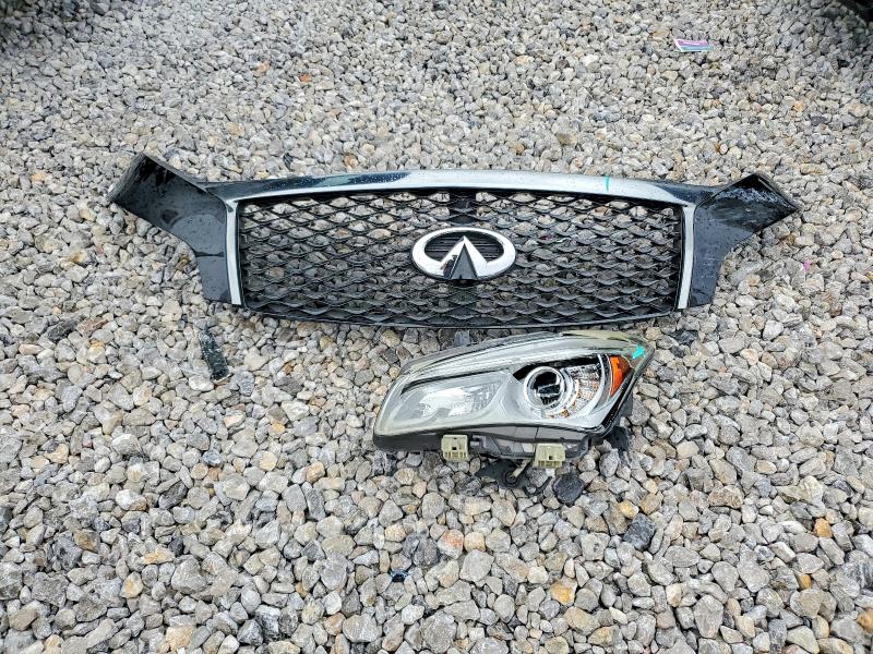 2015 Infiniti Qx80 მანქანა იყიდება აუქციონზე, vin: JN8AZ2NE4F9083953, აუქციონის ნომერი: 70126376