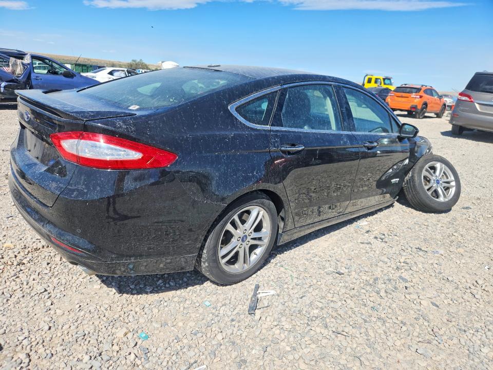 68582556 :رقم المزاد ، 3FA6P0SU9FR264841 vin ، 2015 Ford Fusion مزاد بيع
