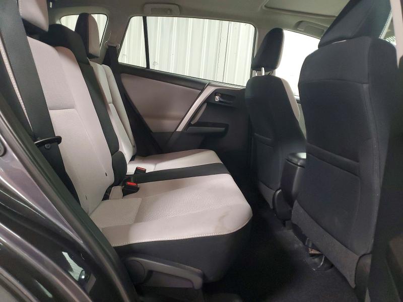 68860876 :رقم المزاد ، 2T3RFREV9JW742716 vin ، 2018 Toyota Rav4 مزاد بيع