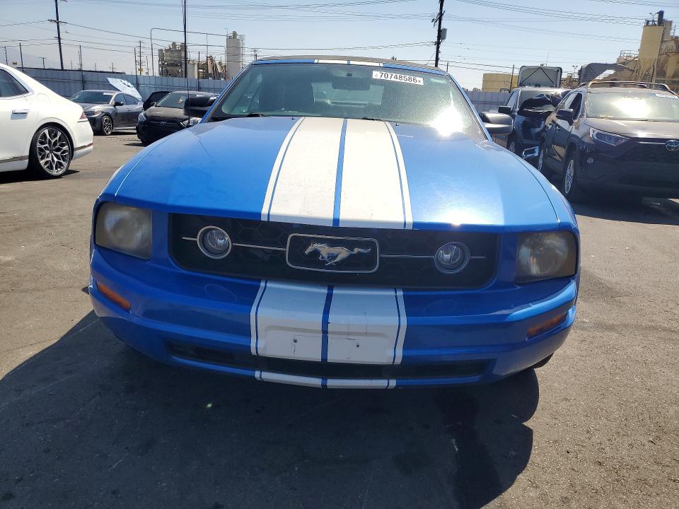 2007 Ford Mustang მანქანა იყიდება აუქციონზე, vin: 1ZVFT84N875244365, აუქციონის ნომერი: 70748586