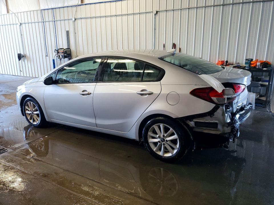 68696216 :رقم المزاد ، 3KPFL4A74HE082970 vin ، 2017 Kia Forte مزاد بيع
