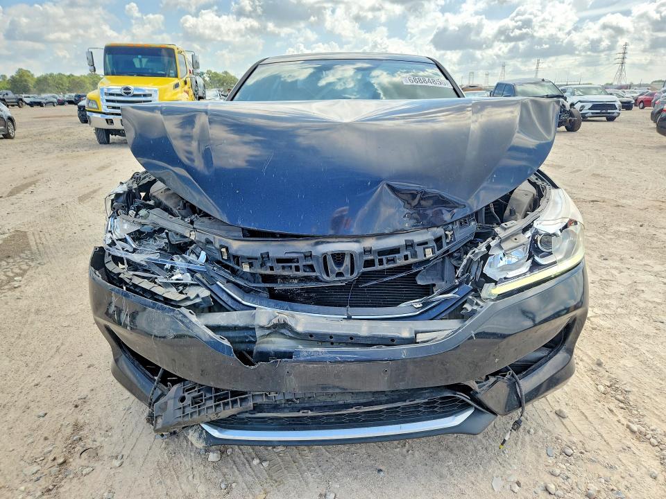 Продаж на аукціоні авто 2016 Honda Accord, vin: 1HGCR2F5XGA052551, номер лоту: 68884856